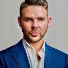 Darien Steele's Instagram, Twitter & Facebook