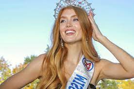 First Redhead Crowned Miss England - How to be a Redhead