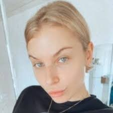 Amanda Fluharty's Instagram, Twitter & Facebook