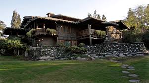 Though early drawings show a small upper story, the house as built has all rooms arranged on a single floor, creating a continuity of interior spaces and vistas that rival the. Lunch On The Terrace Plus A 5 Tour Br At The Gamble House In Pasadena L A At Home Los Angeles Times