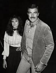Her father was a civil engineer and her mother was into dance and drama. Mimi Rogers And Tom Selleck Dating Gossip News Photos