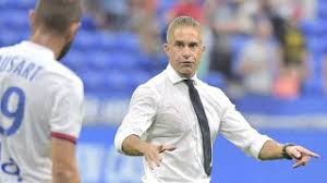 La fiche de sylvinho (lyon) sur sofoot.com. Lyon Demite Sylvinho Afp Youtube