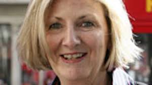 High-profile divorcee gets cash, loses jewels