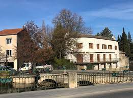 Vaucluse. L'Isle-sur-la-Sorgue : Patrick Bruel se lance dans le projet d'un  hôtel très haut de gamme