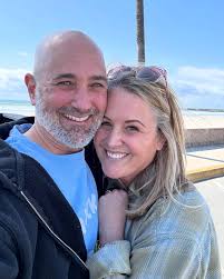 📣Listen up, buttercups! Important announcement ahead: As many of you know,  I've been single for the last eight years. I've done an intense amount of  work to become someone who is truly