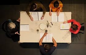Lentement, calmement, dune manire pose. Juste La Fin Du Monde Jean Luc Lagarce A La Table De La Comedie Francaise Agoravox Le Media Citoyen