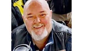 Motorfietsentoesiaste groet gevalle makker