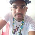 Aaron Akana's Instagram, Twitter & Facebook