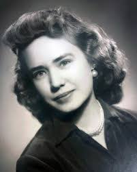 Carolina Madrid's Instagram, Twitter & Facebook