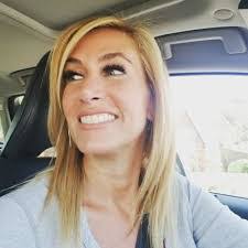 Rachael Fisher's Instagram, Twitter & Facebook