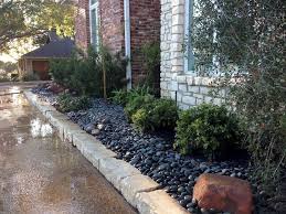 Lovely River Rocks Ideas For Front Yard Landscapes 08 River Rock Garden Landscaping With Rocks Black Rock Landscaping