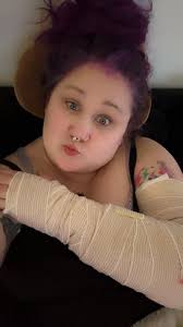 Left-handed archery technique correction for beginners