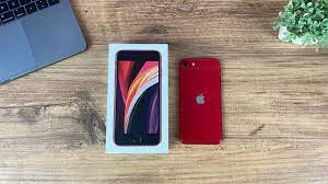 Renk seçimi, yeni bir iphone alırken belki de en çok düşündüren seçimlerden biri. Iphone Se 2020 Inceleme Inceleme Co