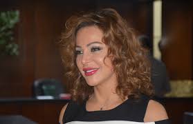 تناقلت بعد ذلك سوزان نجم الدين أدوارها من صلاح الدين الأيوبي عام 2001 إلى أبو زيد الهلالي عام 2005م و ملوك الطوائف عام 2005م. Ø³ÙˆØ²Ø§Ù† Ù†Ø¬Ù… Ø§Ù„Ø¯ÙŠÙ† Ù‚Ø¯Ù…Ù†Ø§ ÙÙŠ ÙÙŠÙ„Ù… Ø±ÙˆØ² Ù…Ø§ Ø­Ø¯Ø« Ù„Ù„Ø³ÙˆØ±ÙŠØ§Øª Ù…Ù† Ø¯Ø§Ø¹Ø´ Ø¨ÙˆØ§Ø¨Ø© Ø§Ù„Ø£Ù‡Ø±Ø§Ù…