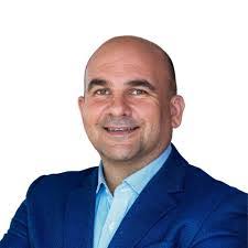 Edward Renda's Instagram, Twitter & Facebook