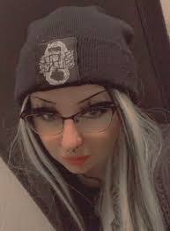 Evan Hahn's Instagram, Twitter & Facebook