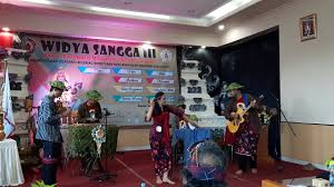 Sebagai ketua bidang penelitian dan pengembangan stah lampung , media blogger merupakan sarana yang sangat tepat untuk publikasi. Cipta Lagu Rohani Widya Sangga Iii Bem Stah Lampung Ukm Hindu Unila Sujud Bhakti Youtube