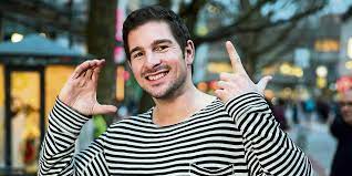 Benjamin piwko, kassandra wedel und. Benjamin Piwko 35 Taub Top Kampfer Und Tatort Star Mopo De