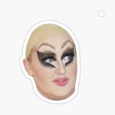 Kassandra Capretta's Instagram, Twitter & Facebook