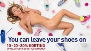 Tout simplement les meilleures vidéos porno femmes belges nues qui peuvent être trouvés en ligne. La Pub Mettant En Scene Une Femme Nue Baskets Aux Pieds Censuree En Belgique Le Soir