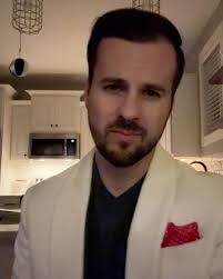 The Merriest of Christmases 🎄 🥃 🎁