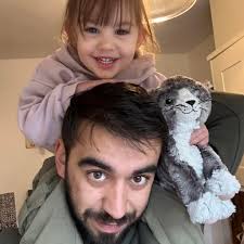 EDIT ALL SEEMS TO BE CLEARED NOW. 1PM. Road work junction Mansfield rd  hadyn. Down to 1 Lane. Looks impossible to turn right into hadyn