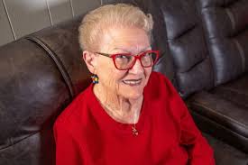 After experiencing symptoms of a heart attack, Jan Jordan remembered a  lecture from nursing school that saved her life. Immediate action led to  quadruple bypass surgery, a journey she approached with positivity