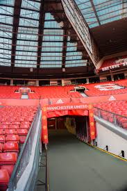 Football manchester united bruno fernandes rashford camp nou man utd santiago bernabeu anfield stadium. Man United S Old Trafford Stadium Hd Wallpapers For Mobile Free Download