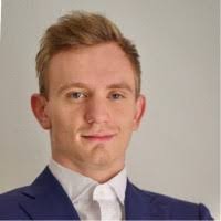 300+ perfiles de «Merkel»