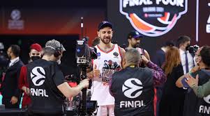 Anadolu efes, fenerbahçe'nin ardından avrupa ligi'nde şampiyonluğa ulaşan ikinci türk takımı oldu. N1rbg68lsjs4rm