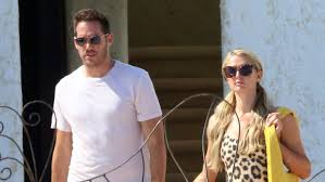 Sep 14, 2020 · carter reum is a tech startup entrepreneur and is now engaged to paris hilton.the heiress shared the news of their engagement on february 17 on instagram with a video that showed reum getting down. Paris Hilton Announces Engagement To Boyfriend Carter Reum Complex