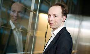 Myös konsertti esiintymisiä oli runsaasti kirkoissa ja konserttisaleissa. Jussi Halla Aho Olen Perheeni Pyykkari