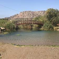 Κινηθείτε στα πολύβουα σοκάκια της πόλης με τα αριστοκρατικά καφέ και τις πανάκριβες μπουτίκ, όπως του christian dior, βγάλτε φωτογραφίες στον παλιό πύργο του λιμανιού. Kiani Akti Kalyves 2021 All You Need To Know Before You Go With Photos Tripadvisor