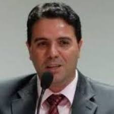 André anuncia em entrevista à JotaFM o novo secretariado.