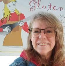 Judith Cefaratti's Instagram, Twitter & Facebook