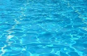Piscine Eau Trouble Que Faire Autour De La Piscine