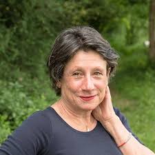 Parian Chronicles: Fionnuala Brennan, Charlotte Carlin: 9781471745386:  Amazon.com: Books