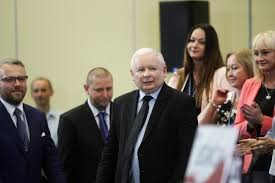 Stanisław piotrowicz karierę polityczną rozpoczął w 2005 roku. Stanislaw Piotrowicz Artykuly Dziennik Polski