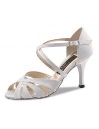 Chaussure ouverte pour femmes en cuir ivoire perlé avec fermeture éclair posterieur talon 9. Chaussures De Mariage Pour Femme Modele Paris