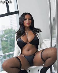 Daphne Rome Nude OnlyFans Leaks - Photo 14288897 - Fapopedia