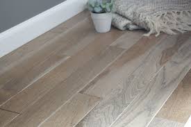 Maine Traditions Hardwood Flooring Hickory Natural Grade Kodiak Available In 3 1 4 4 5 Widths Madeinusa Www Maine Flooring Hardwood Floors Hardwood