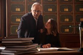 La tension est palpable entre ask et starmédia, l'agence concurrente de la société. Le Mystere Henri Pick Une Delicieuse Comedie Francaise Avec Fabrice Luchini Et Camille Cottin