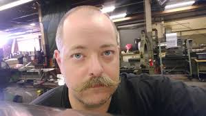 How many machinists have their own shop at home while working another job?