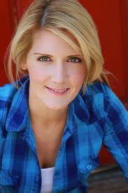 Jill Farley's Instagram, Twitter & Facebook