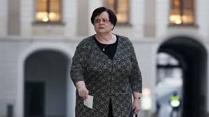„určitě bude prosazovat politiku pro lidi. Marie Benesova Favoritka Milose Zemana Rozdelujici Justici Idnes Cz