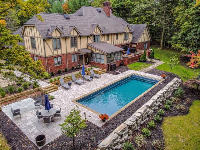 Designing a Fiberglass Pool for Ultimate Comfort in Painesville & South  Russell, OH