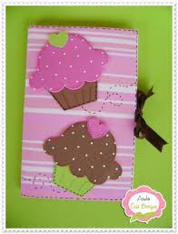 Capa De Caderno Em Eva Professora Capa De Caderno Tania Patchwork Elo7 Artesanato Escolar Trabalhos Em Papel Capa De Caderno