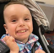 Michelle Kropf's Instagram, Twitter & Facebook