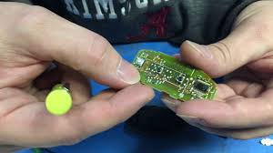 How do i change the battery in the key fob? How To Change Key Fob Battery On 2009 Nissan Murano Youtube