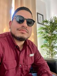 La Cámara de Mike le envía una afectuosa felicitación al Maestro Iván  Fonseca con motivo de su cumpleaños. Gente Bonita y trabajadora de Ciudad  Constitucion BCS, quien se desempeña como Subdirector de